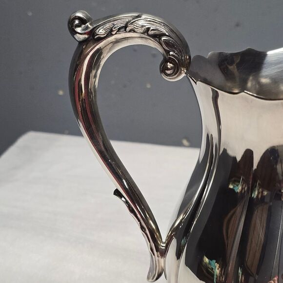 Vintage Jack Shepard Sheffield Silver Co Pitcher 3505 plate USA ice guard 7.25" - Picture 4 of 8